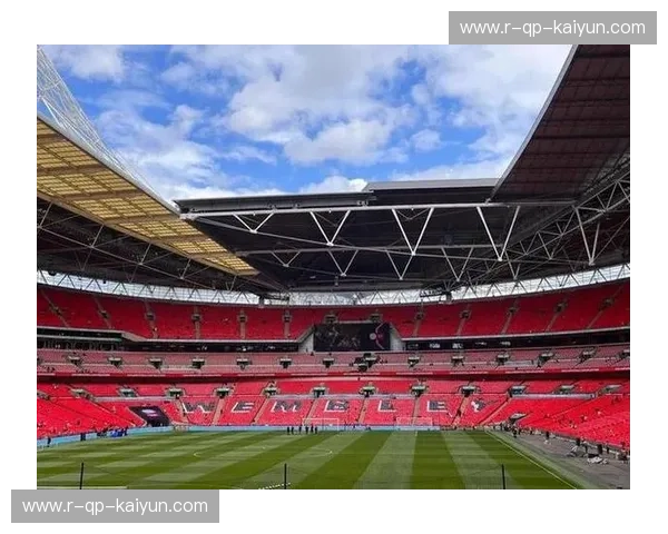 集锦英格兰队：荣耀瞬间与未来篇章